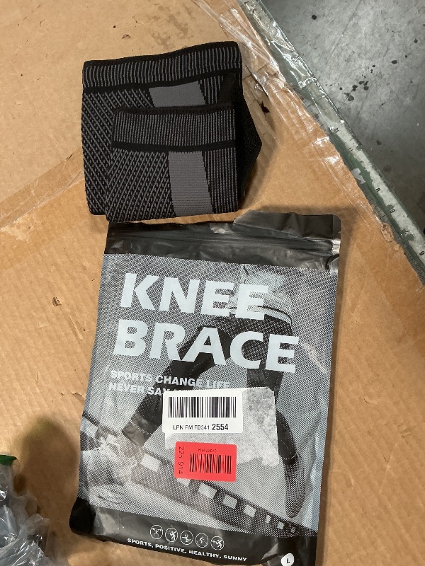 Photo 1 of **ONLY ONE SLEEVE**Full Leg Sleeves Long Compression Leg Sleeve Knee Sleeves Protect Leg, for Man Women Basketball, Arthritis Cycling Sport Football, Reduce Varicose Veins and Swelling of Legs