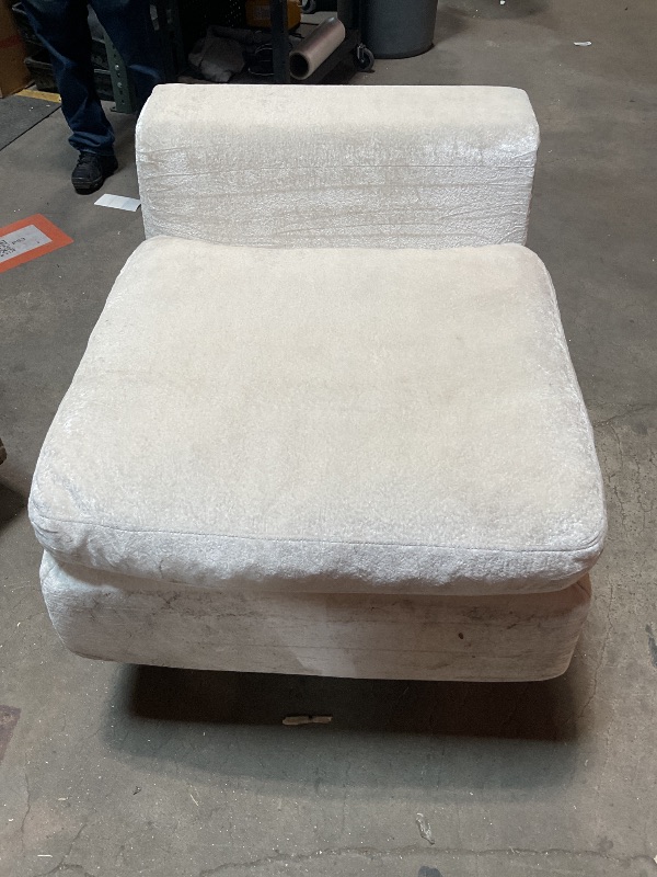 Photo 1 of *** MINOR DAMAGE, DIRTY FROM TRANSPORT, MIDDLE SOFA, TWO OTTOMANS***Vamcheer Modular Sectional Cloud Couch - Utra Soft U Shaped Couch with 2 Movable Ottoman, Deep Seat Boneless Couches for Living Room Bedroom, No Assembly Required, Beige