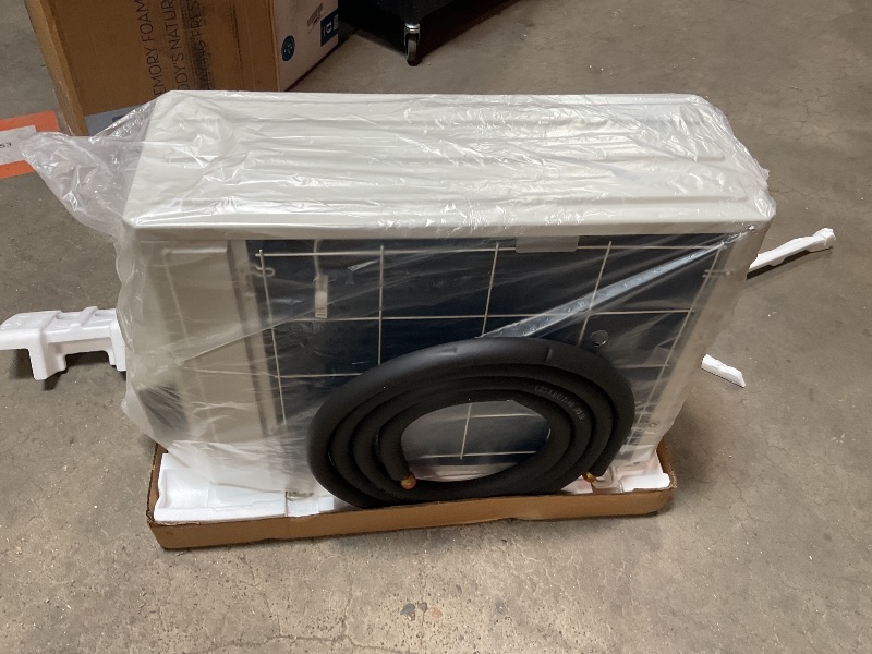 Photo 1 of *** OUTDOOR UNIT ONLY ***GarveeHome SEER 18.5 9000BTU 230V Mini Split Air Conditioner | Energy-Efficient Inverter AC System with WiFi, Remote Control & Easy Installation Kit for Rooms Up to 450 Sq.Ft
