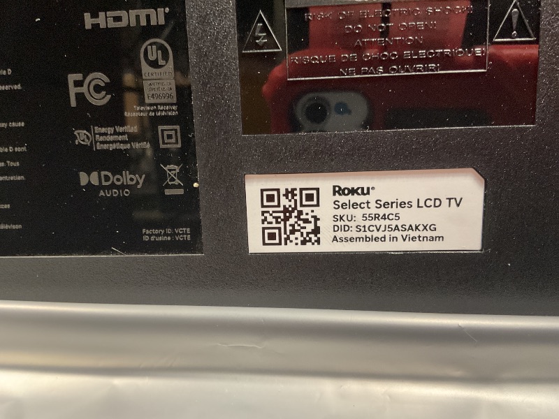 Photo 1 of *** MINOR DAMAGE ***Roku Smart TV 2025 – 55-Inch Select Series, 4K HDR TV – Roku TV with Enhanced Voice Remote – Flat Screen LED Television with Wi-Fi for Streaming Live Local News, Sports, Family Entertainment