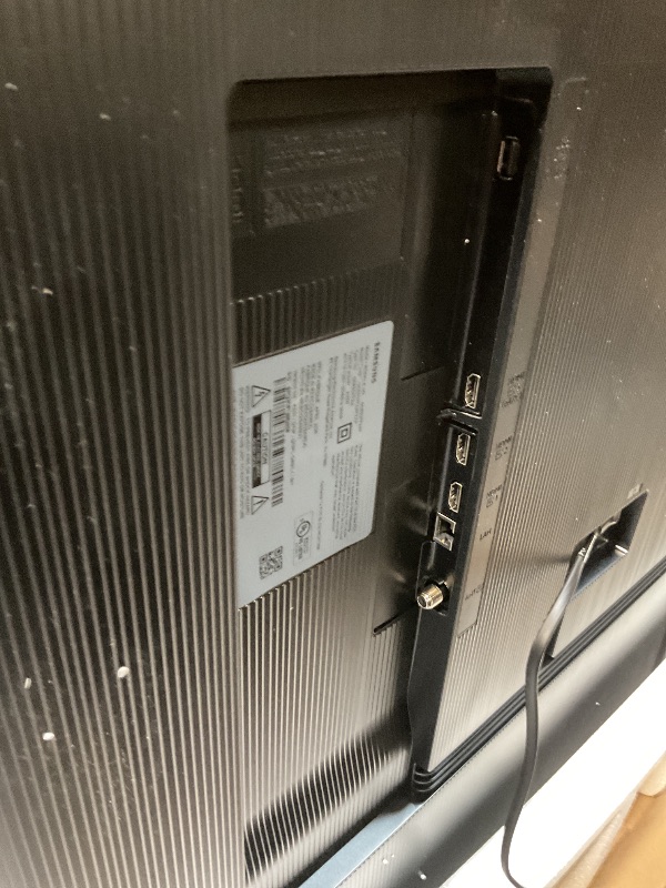 Photo 1 of *** MINOR DAMAGE ***Samsung 85-Inch Class QLED Q7F Series Samsung Vision AI Smart TV (2025 Model, 85Q7F) Quantum HDR, Object Tracking Sound Lite, Q4 AI Gen1 Processor, 4K upscaling, Gaming Hub, Alexa Built-in