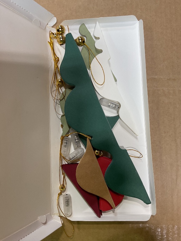 Photo 1 of ** PARTIAL SET** Large Paper Christmas Party Decorations, 12Pcs Honeycomb Paper Hanging Ornaments for Christmas Trees, 3D Vintage Light Up Finial Honeycomb Lantern Ornaments for Xmas Tree Winter Wonderland Party Decor