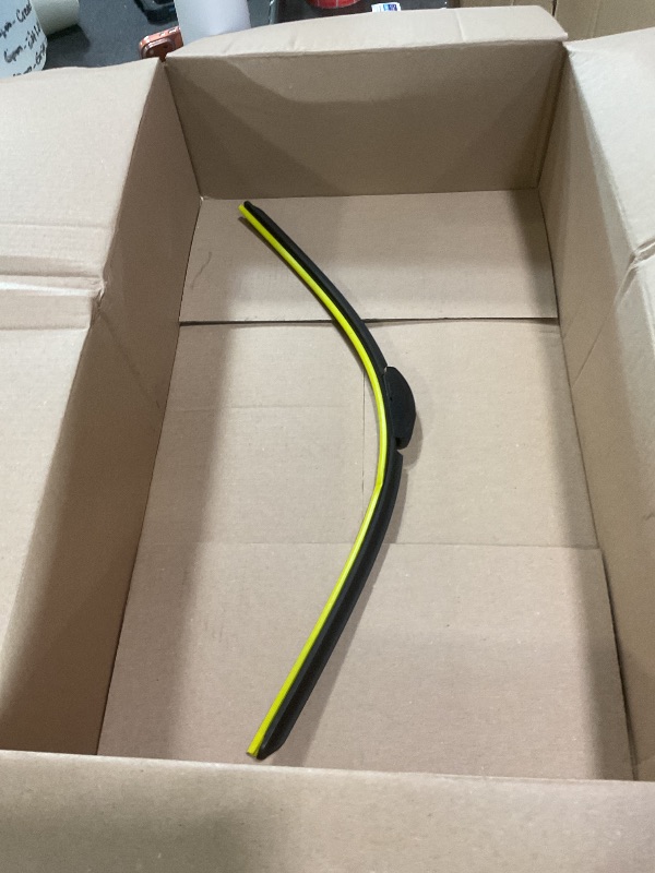 Photo 1 of **MISSING ADAPTERS** Rain-X 5079281-2 Repellency Water Repellent Wiper Blades, 26" Windshield Wiper, All Weather Streak-Free for Enhanced Visibility w/Water Repellency Formula