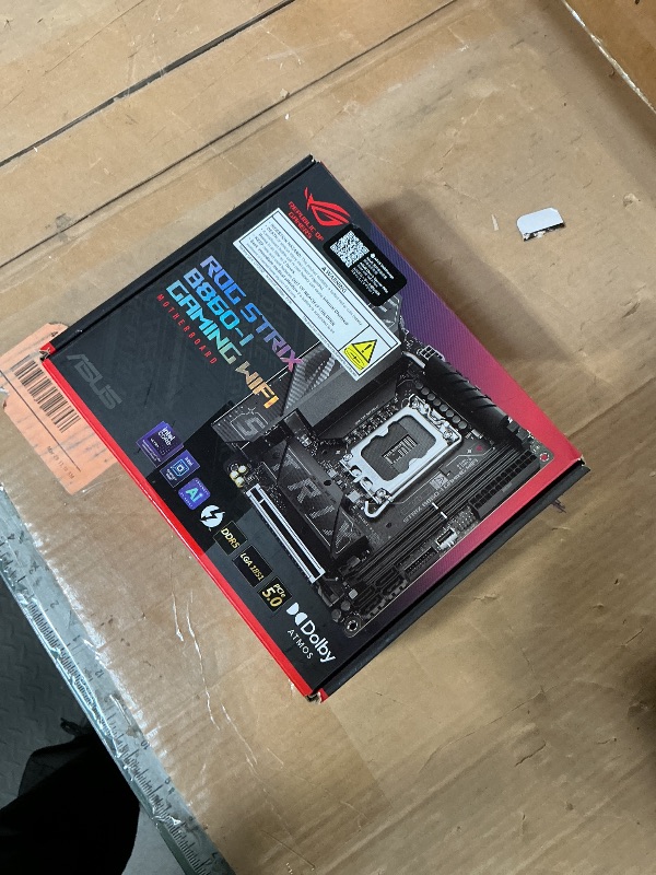 Photo 1 of **FOR PARTS ONLY/ NON-FUNCTIONAL*** ASUS ROG STRIX B860-I GAMING WIFI B860 LGA 1851 mITX Mini-ITX motherboard, Intel® Core™ Ultra Series 2 Ready, Advanced AI ready, 10+1+2+1 stage, DDR5, 2.5G LAN, WiFi7, M.2, Thunderbolt™ 4, USB Type-C®