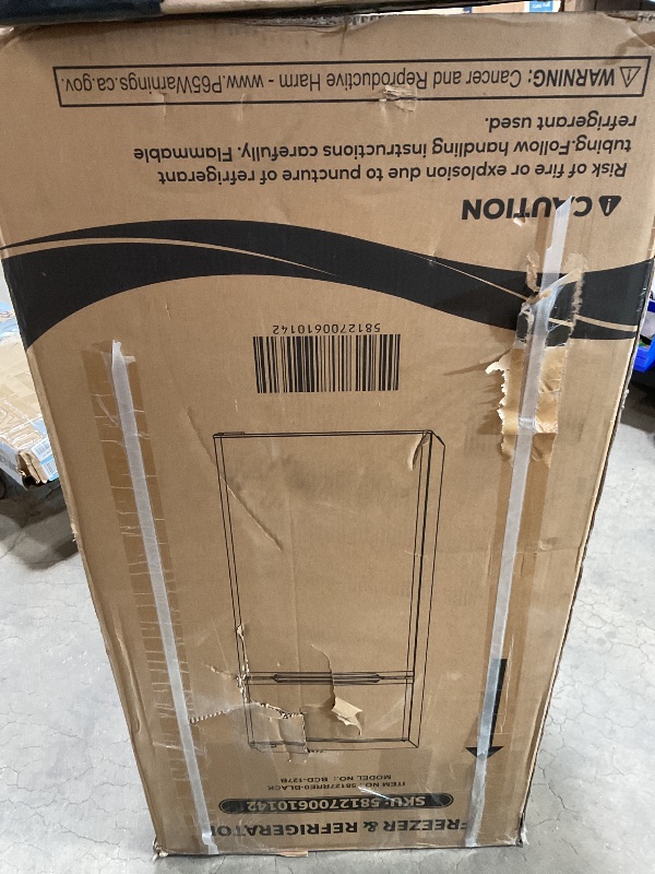 Photo 1 of *** USED ***4.5 Cu.Ft Mini Fridge with Freezer, 2 Door Compact Refrigerator, Small Fridge with Adjustable Thermostat Energy Ultra Quiet, Mini Fridge Removable Glass Shelves for Bedroom Office Dorm Black