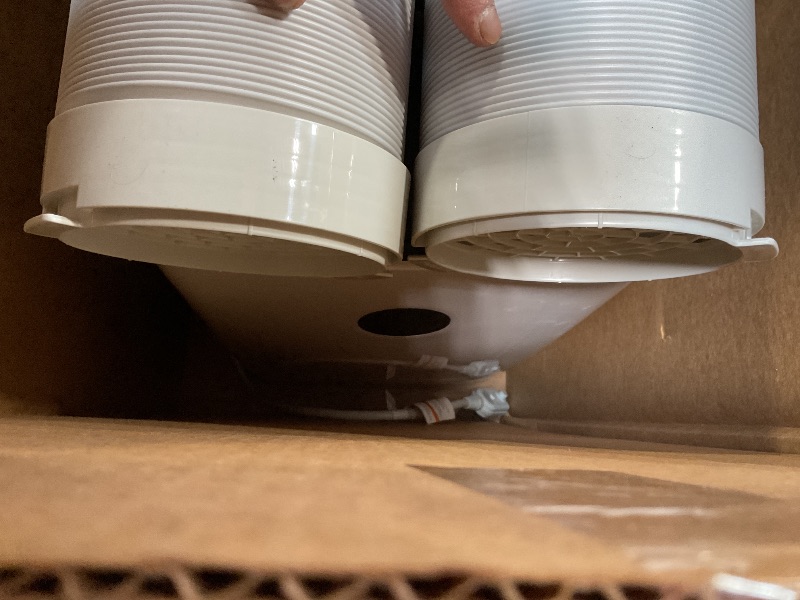 Photo 1 of *** USED/MINOR DAMAGE/UNKNOWN MISSING PARTS***Humhold 14000BTU Portable Air Conditioners Inverter Technology,Dual Hose Fast Cooling Portable AC Unit for Large Room up to 700 sq.ft, w/t Dehumidifier & Fan, (42dB) Quiet Sleep Mode, Remote Control