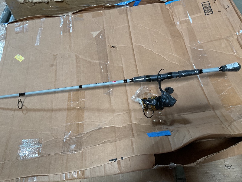 Photo 1 of *ONLY 1/2 OF ROD*  Penn 7' Battle IV LE Spinning Reel and Fishing Rod Combo Kit, 4000 Reel, CNC Gear Technology, Full Metal Body and Sideplate, HT-100 Drag System