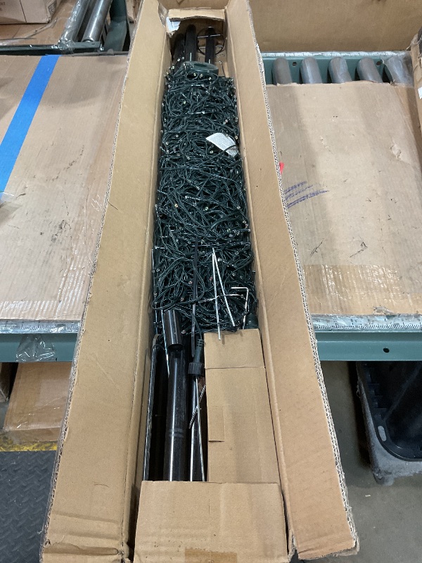 Photo 1 of Flacchi Christmas Outdoor Star String Lights - Pole Set with Remote, Multiple Lighting Modes, Timer, and Waterproof Feature (Cool White&Multicolor, 16FT/664LED)