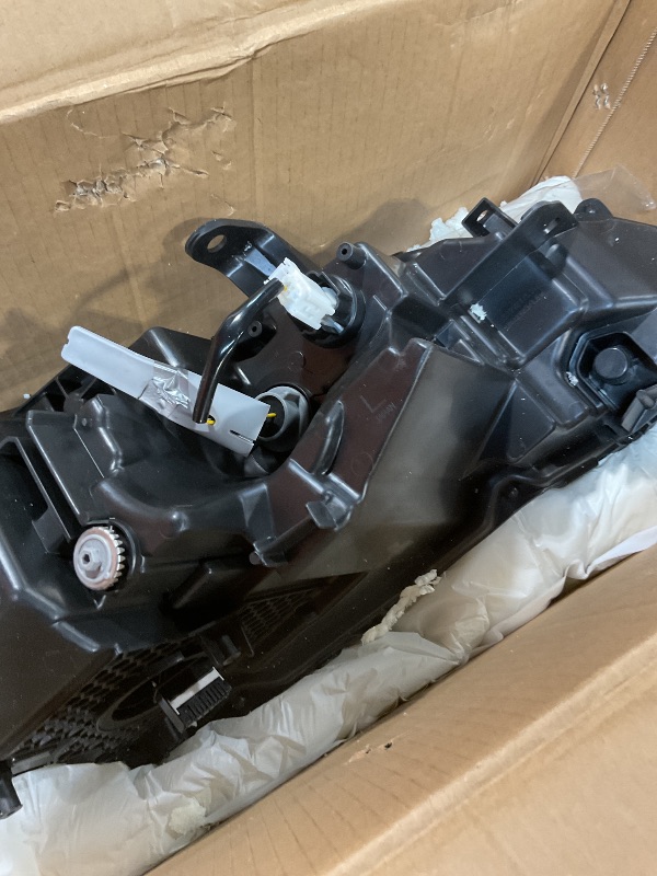 Photo 1 of ***HAS DAMAGE/MISSING A PIECE THAT GOES TO BULB*** HonHuCo LX2502190 Bi-LED Left Headlight Assembly Fits for Lexus IS300 IS350 2021-2024 for IS500 2022-2024 8118553A00 Driver Side HeadlampPNNH5GHFVP13