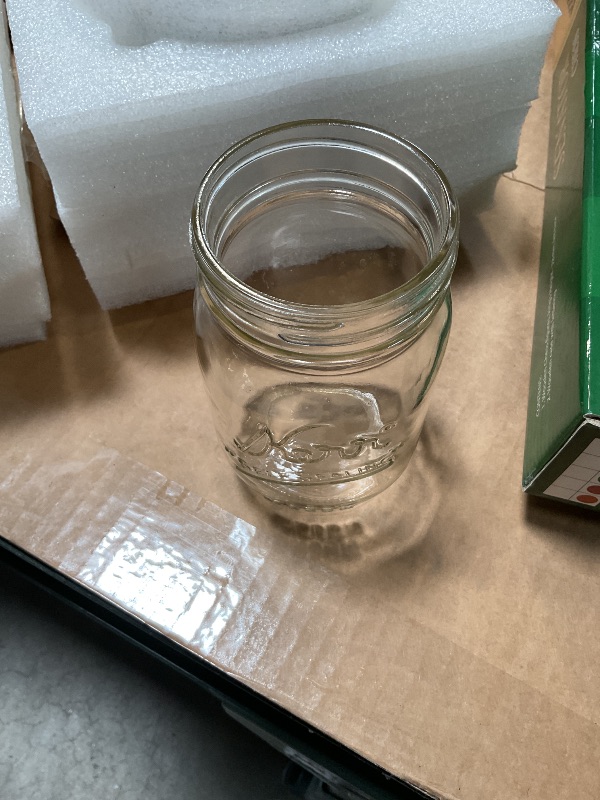 Photo 1 of *** MISSING LID***Kerr Humidity Control Jar | 32oz Wide Mouth Mason Jar |6 pack Integra Boost Humidity Control