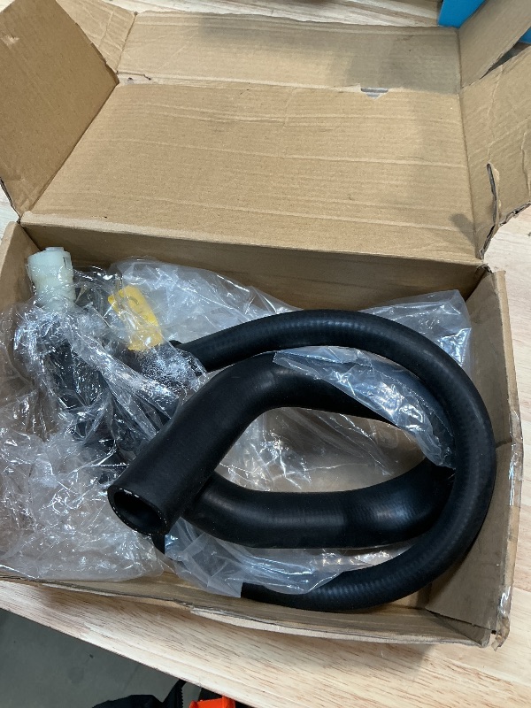 Photo 1 of 15834773 Engine Lower Heater Outlet Radiator Hose Compatible with Chevy SiLverado Tahoe Avalanche Suburban GMC Sierra Yukon Hummer H2 CadiLLac EscaLade Replace 15834772 15792821 15854959 626-553