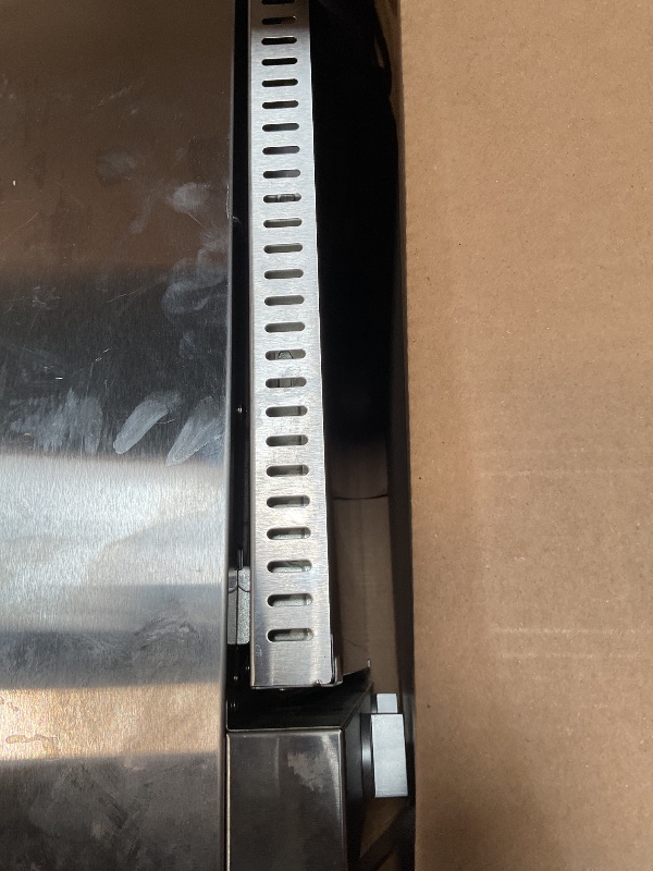 Photo 1 of *** USED/MINOR DAMAGE/UNKNOWN MISSING PIECES***VEVOR Commercial Countertop Oven, 66L 4-Tier Toaster Ovens with Tempered Glass Door, Wire Racks & Tray, 2800W Stainless Steel Baking Ovens for Restaurant Bakery (AC208~240V,60Hz, 6-20P Plug & Outlet)