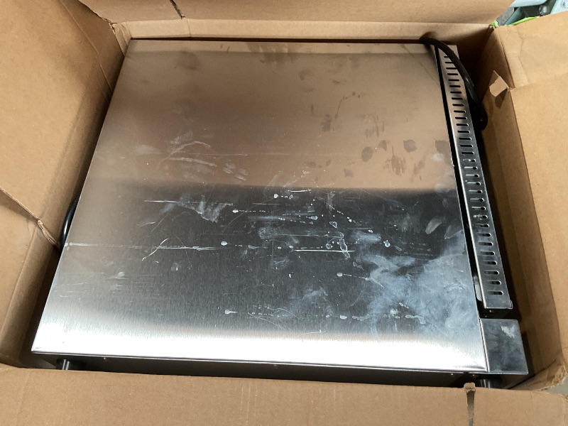 Photo 1 of *** USED/MINOR DAMAGE/UNKNOWN MISSING PIECES***VEVOR Commercial Countertop Oven, 66L 4-Tier Toaster Ovens with Tempered Glass Door, Wire Racks & Tray, 2800W Stainless Steel Baking Ovens for Restaurant Bakery (AC208~240V,60Hz, 6-20P Plug & Outlet)