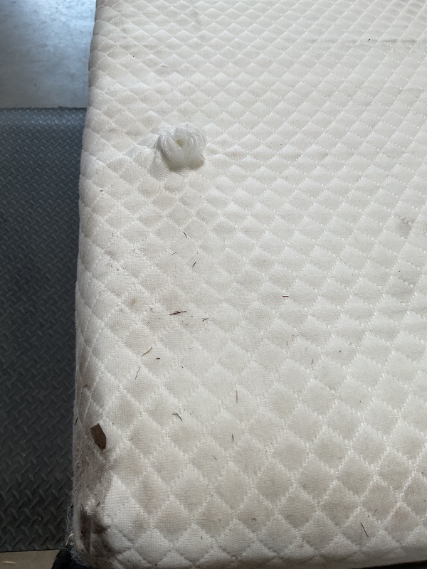 Photo 1 of *** STOCK PHOTO ONLY/USED/MAJOR DAMAGE***2PCS TO XL MATTRESS