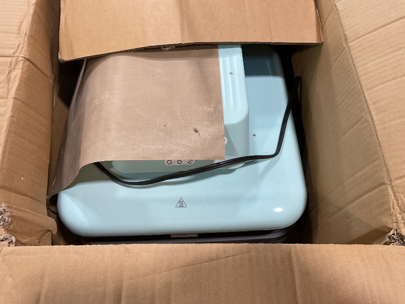 Photo 1 of ***USED/ MAJOR DAMAGE***HTVRONT Auto Heat Press Machine for T Shirts - Heat Press 15x15 with Auto Release - Heats Up Fast & Heat Evenly, Professional Machines for HTV, Sublimation, Heat Transfer Projects