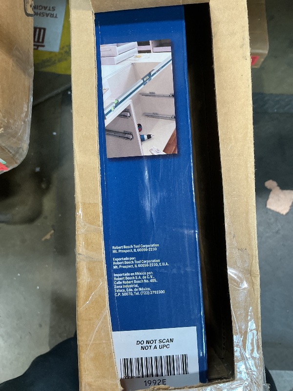 Photo 1 of BOSCH GIM 120 48 Inch Digital Level, Includes 4 AA Batteries & Carrying Case