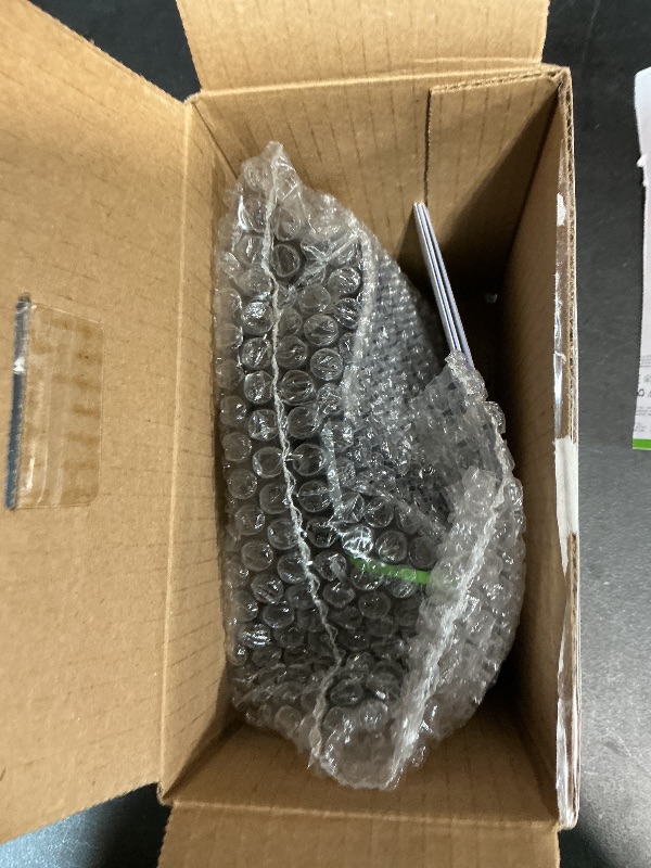 Photo 1 of **FOR PARTS ONLY/ NON-FUNCTIONAL*** Turtle Beach Stealth 500 Wireless Gaming Headset with Mic Licensed for Xbox Series X|S, Xbox One & works via Bluetooth with PC & Mobile – 40-Hr Battery, Memory Foam Cushions, Black (Renewed)