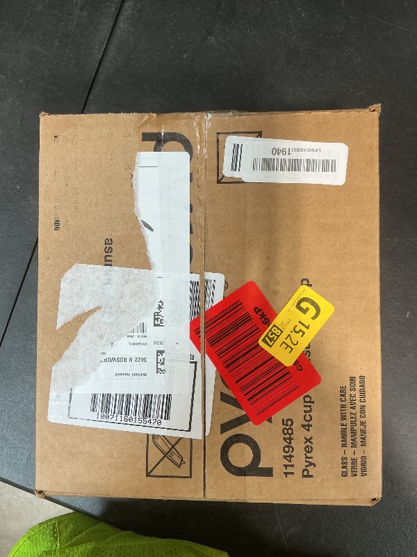 Photo 1 of Pyrex 4-Cup Glass Measuring Cup For Baking and Cooking, Dishwasher, Freezer, Microwave, and Preheated Oven Safe, Essential Kitchen Tools