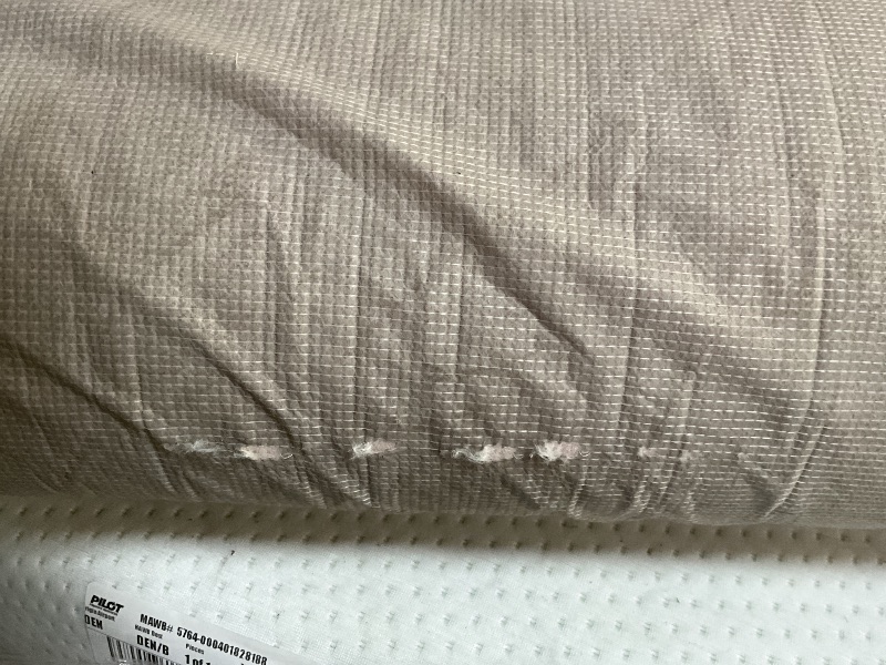 Photo 1 of ** DIRT/SCRAPES FROM TRANSPORT**Helix Dual Comfort Mattress Topper with GlacioTex™ - King