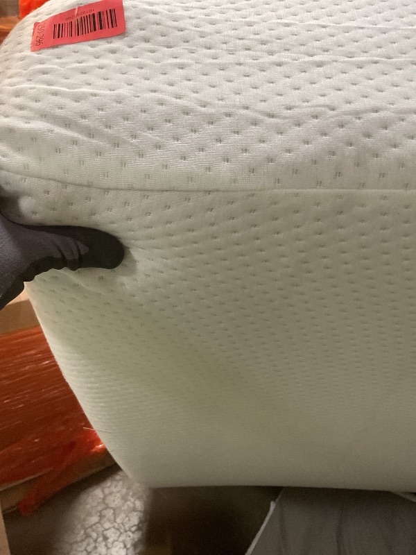 Photo 1 of ** DIRT/SCRAPES FROM TRANSPORT**Zinus 8 Inch Green Tea Essential Memory Foam Mattress, Full,