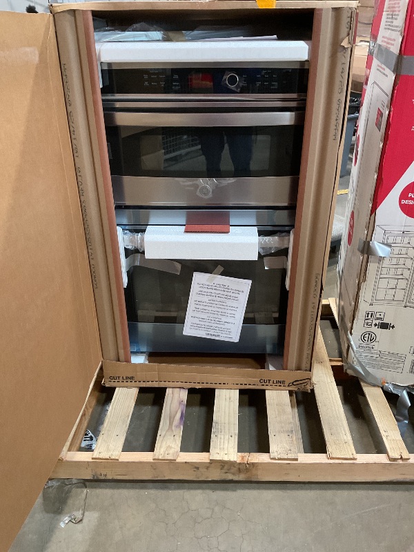 Photo 1 of ****NON FUNCTIONAL****
GE JT3800SHSS 30? Built?In Combination Wall Oven with Microwave – 6.7?cu?ft Total Capacity, Sensor Cooking, Self?Clean with Steam, Sabbath Mode, Stainless Steel