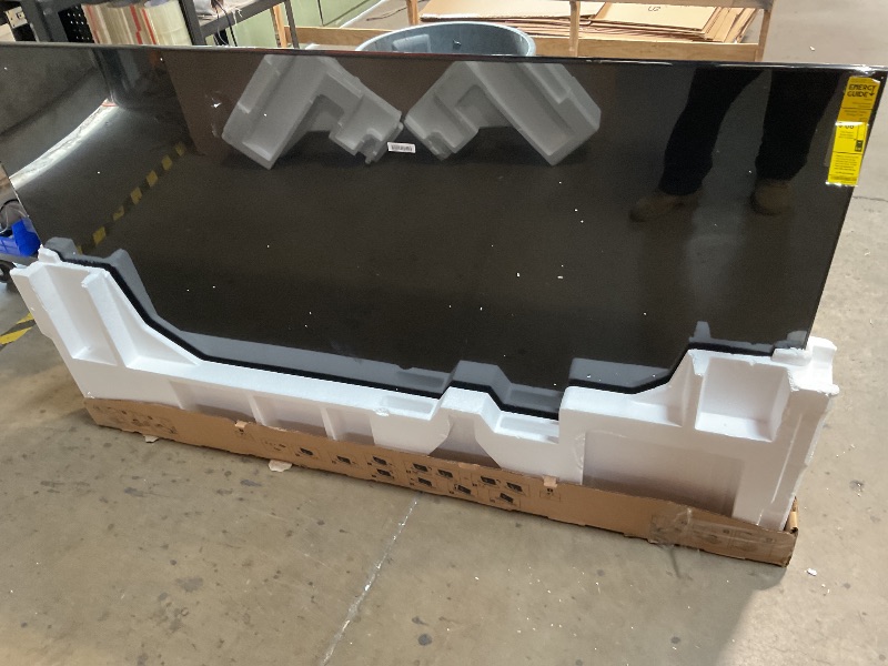 Photo 1 of *** USED MAJOR DAMAGE /PARTS ONLY***Samsung 75-Inch Class QLED Q8F 4K UHD Smart TV (2025 Model) Q4 AI Processor, 100% Color Volume with Quantum Dot, AirSlim Design, Endless Free Content, Samsung Vision AI, Alexa Built-in