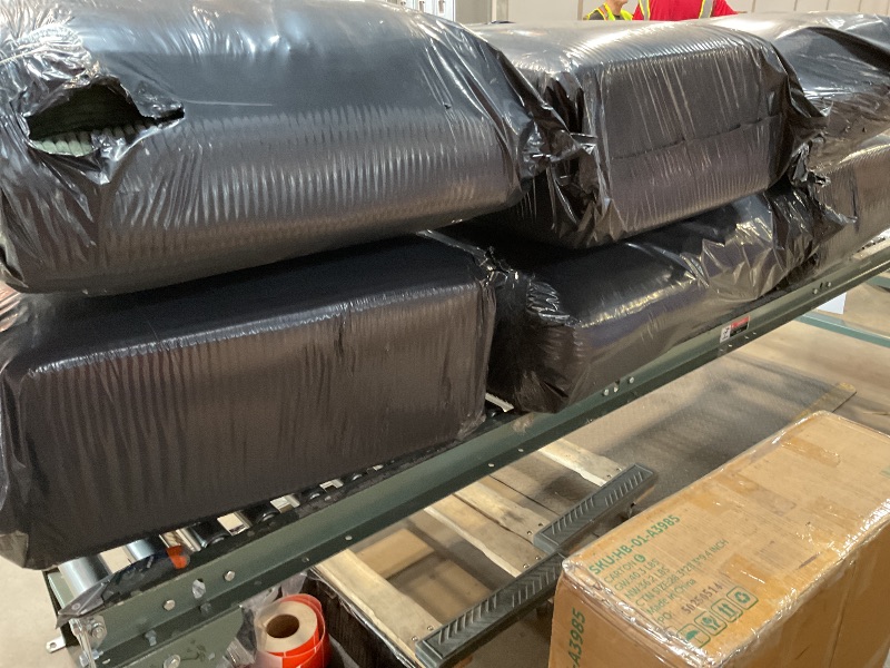 Photo 1 of *** PICTURE FOR REFERENCE ONLY/BOX A, B, AND E ONLY PLUS CUSHIONS/USED/UNKNOWN MISSING PARTS OR HARDWARE***Sectional Couches for Living Room Cloud Couch Sofa with L-Shape Upholstered Boneless Couchs Modern Modular Sectional Couch with Chaise (Green