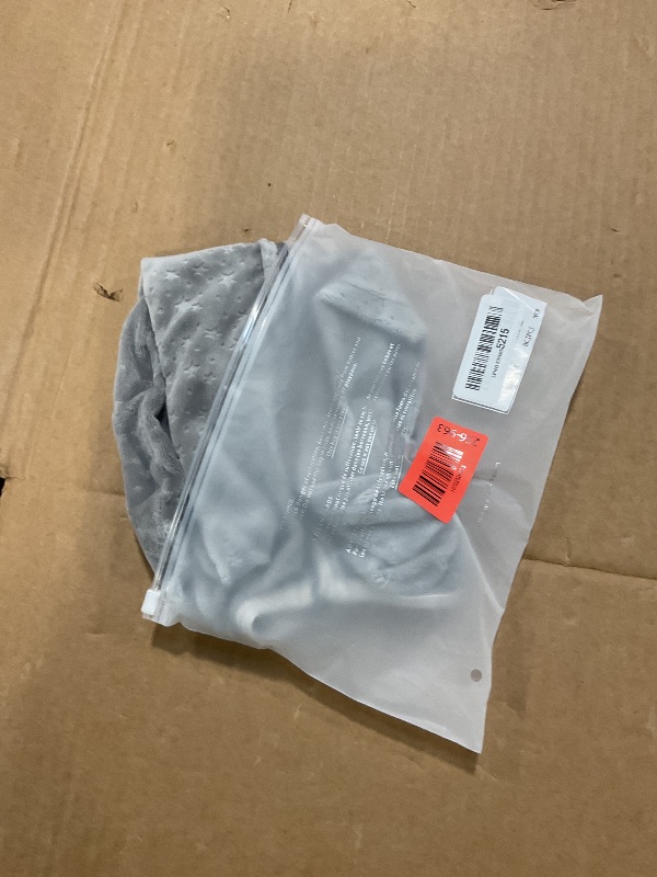 Photo 1 of ***ONLY ONE***
SwaddleMe by Ingenuity Compression Baby Swaddle Pod in Velboa, Two-Way Zipper for Easy Diaper Changes, Improves Sleep & Calms Startle Reflex, 0-2 Months, 1.0 TOG, 2-Pack - Clouds & Stars