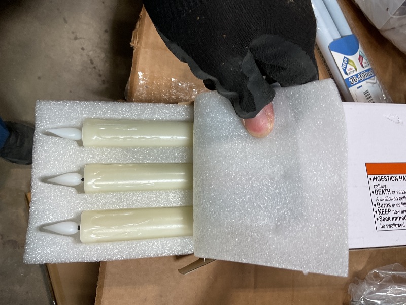 Photo 1 of ***ONLY 4 CANDLES*** Homemory Real Wax LED Flameless Taper Candles with Timer, Dripless Fake Candlesticks with 3D Flickering Flame, 9.6 Inches White Window Candle for Fireplace Christmas Halloween