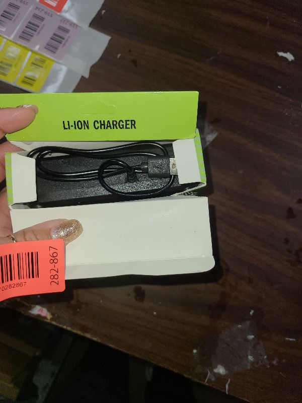 Photo 1 of 18650 Battery Charger, 4 Bay USB Smart Lithium Battery Charger with Scrolling Display, Compatible with Over 26650/21700/18650/18490/16340/14500/10440 Models, Suitable for 3.7-4.2V Lithium Batteries