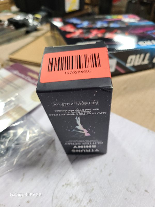 Photo 1 of 1PC Glitter Spray for Hair and Body, Hairspray for Clothes, Long-Lasting Body Shimmer Spray Silver Glitter Hairspray Suitable for Stage, Festival Rave and Makeup Prom