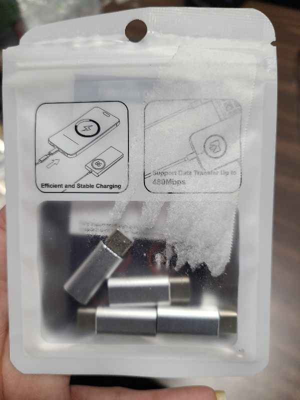 Photo 1 of ????? ???????? Lightning to USB C Adapter for iPhone 17/16/15 Series,iPad Pro,Charging & Data Sync ONLY,Type C Charger Connector,for iPhone 17/16 Charger,17/16 Accessroies,Not for Audio