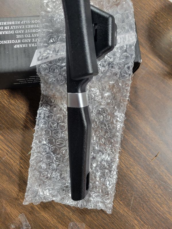 View 3 of 2 in 1 Safety Can Opener Manual Smooth Edge & Bottle Opener, No-Trouble-Lid-Lift Manual Can Opener with Magnet, Large Rubber Handle & Stainless Steel Blade, Side Cut Hand Can Opener for Kitchen