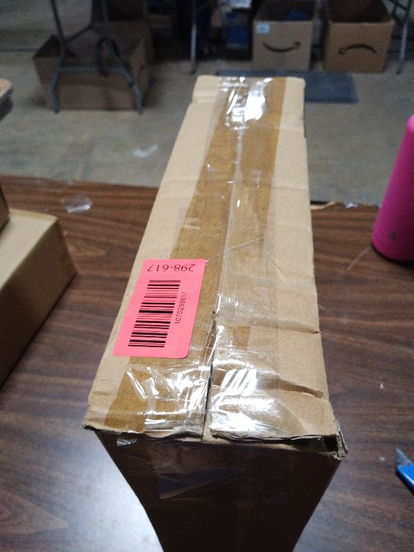 Photo 1 of [100 Pack] 12oz Plastic Cups with Gold Glitter Sturdy & Food Safe Plastic Wine Glasses Disposable Cups Wedding Cups Party Cups Drinking Tumblers for Wine, Cocktails and Cold Beverages