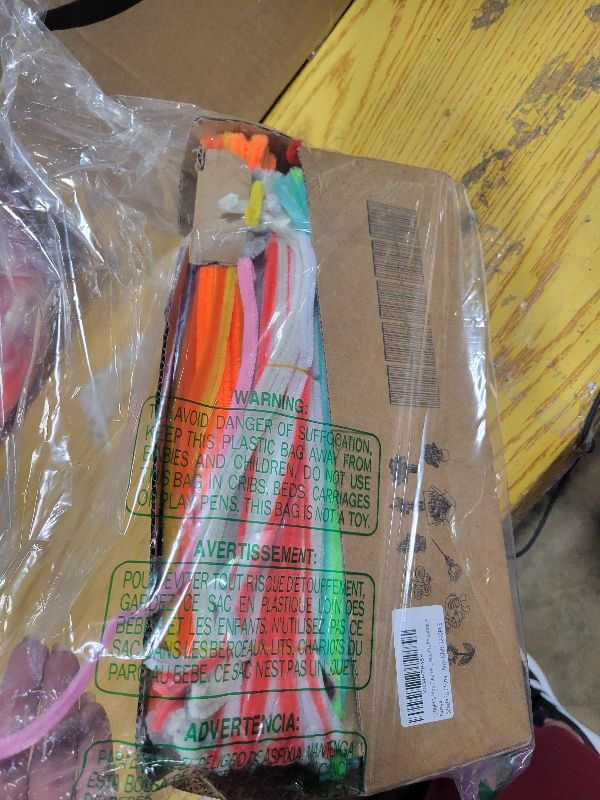 Photo 1 of 1200pcs  Cleaners Craft, Pipe Cleaners Bulk for Arts and Crafts Supplies Multi-Color Chenille Stems DIY Project Room Decor,Christmas Decorations Creative Toys Gift (12inch*6mm,48colors)
