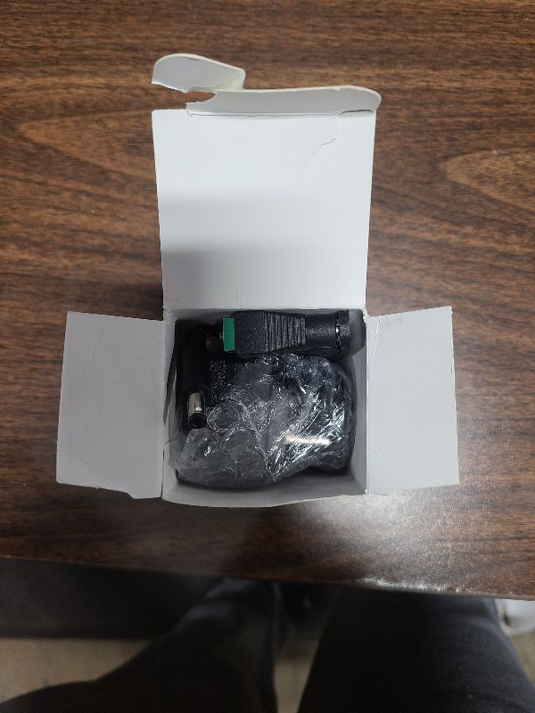 Photo 1 of 18V AC DC Power Supply Adapter 18Volt 1 Amp Charger DC 18V 1A Power Cord with 8 Interchangeable Jacks for 100mA 200mA 300mA 400mA 500mA 600mA 800mA 900mA 1000mA Electronics