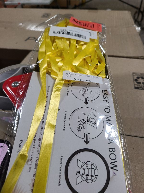 Photo 1 of 1 pc Giant Bow,Large Gift Bow,12 "Metal Giant Bow Suitable for Bicycles,Household appliances,Christmas, Parties,and Large Bow Decorations on Dining Tables (Gold)