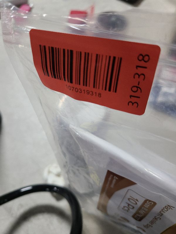 Photo 1 of 100pcs Labels for Freezer Bags Freezer Meal Labels with Instructions 3.2 X 5 inch Oil and Water Resistant Labels Food Labels for Freezer Storage for Leftovers in Fridge Removable Freezer (Blue)