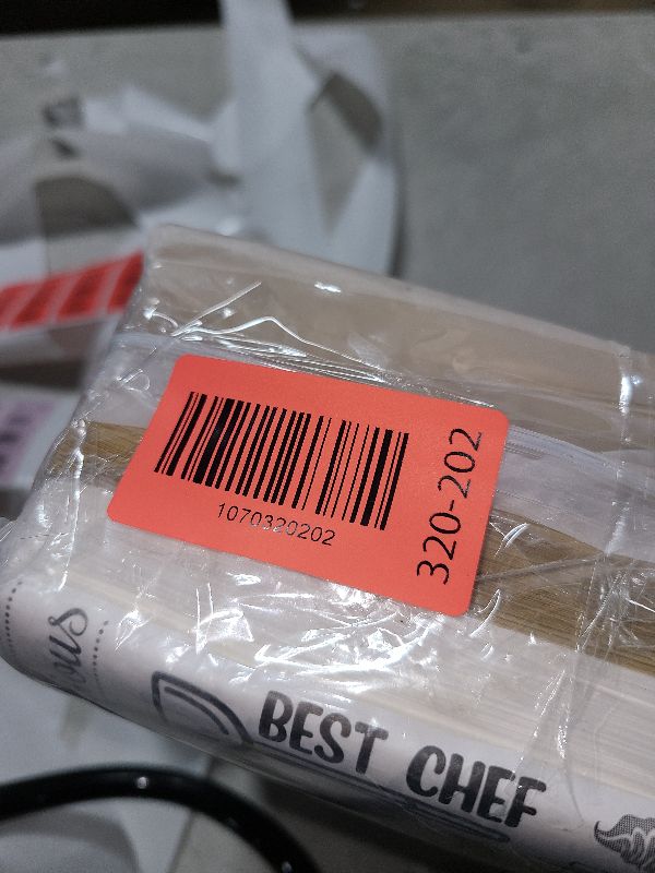 Photo 1 of 1000 Pcs Deli Wax Paper Sheets for Food Grease Resistant Tray Basket Liners White Newsprint Paper Square Hot Dog Wrappers Greaseproof Deli Wrapping Sheets for Outdoor Picnic, Churches, Home Party