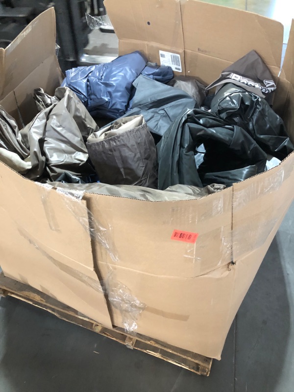 Photo 1 of ***POSSIBLE DAMAGE****
VARIETY Blow up mattress'
