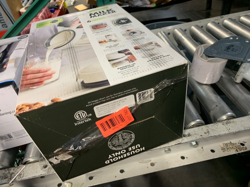 Photo 1 of ***PARTIAL SET - PRICE ADJUSTED***
GreenPan Nut Milk Maker, 15-in-1 Homemade Soy, Almond, Oat, Coconut, Non-Dairy, Rice, Soup, Baby Food, BPA-Free, Smooth Creamy Texture, Self Clean, Barista Quality Milk, Delay Start, Boil Water, Cream