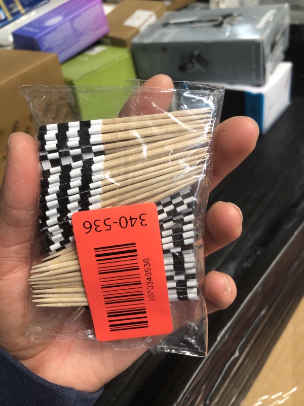 Photo 1 of ***MISSING PARTS***
100 Pack Checkered Racing Flag Toothpicks - Checkered Flag Decorations for Cupcakes, Party Platters, Sports Themed Events