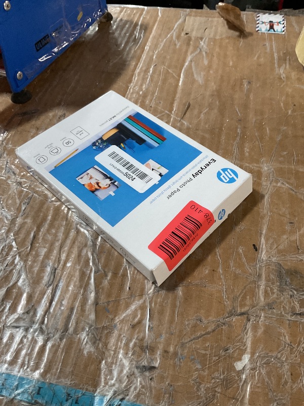 Photo 1 of ***MISSING PARTS***
HP Everyday Photo Paper, Glossy, 4x6 in, 50 sheets (CR758A)