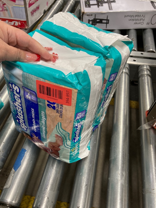 Photo 1 of ***** 2 PACK****** Pampers Swim Diapers - Splashers - Size 2-3, 20 Count, Gap-Free Disposable Baby Swimming Pants