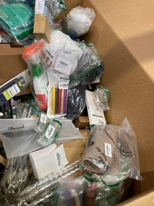 Photo 1 of ........ NO RETURNS ACCEPTED......
Nellis Variety Box: Medium | See Notes for Details