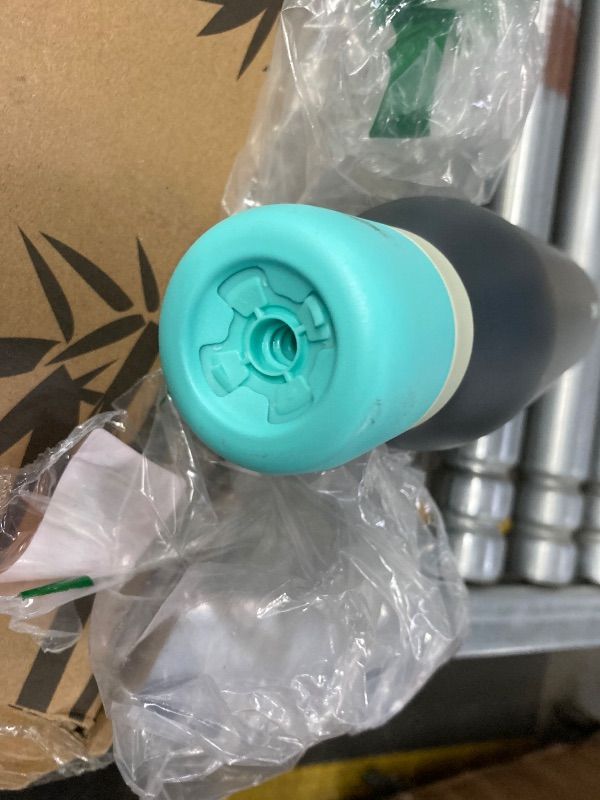 View 3 of **DAMAGED LID**Owala FreeSip Twist Insulated Stainless Steel Water Bottle with Straw for Sports and Travel, BPA-Free, 24-oz, Blue/Grey (Foggy Tide)