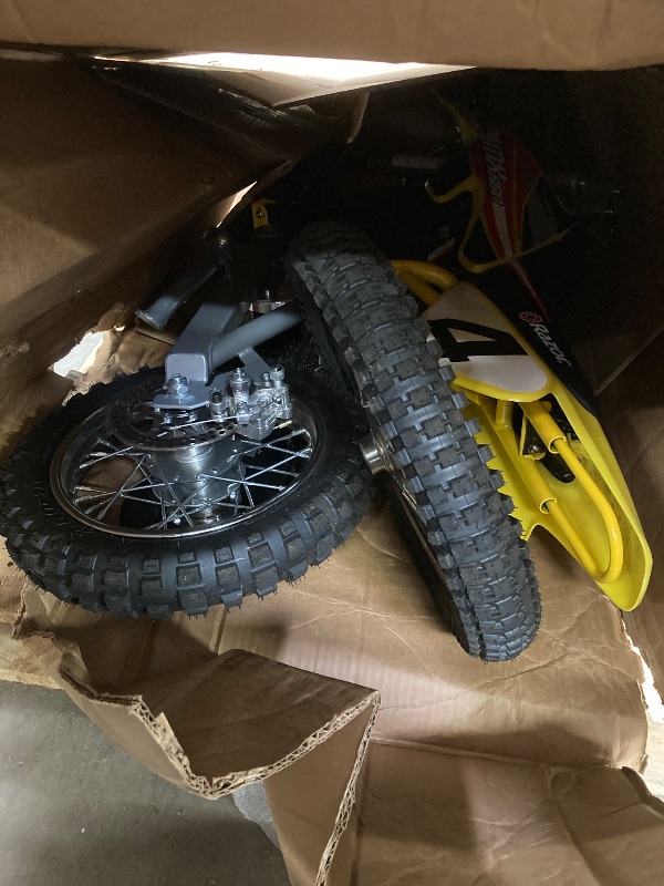 Photo 1 of *Dirty* Razor MX650 Dirt Rocket Electric Motocross Off-Road Bike - Yellow