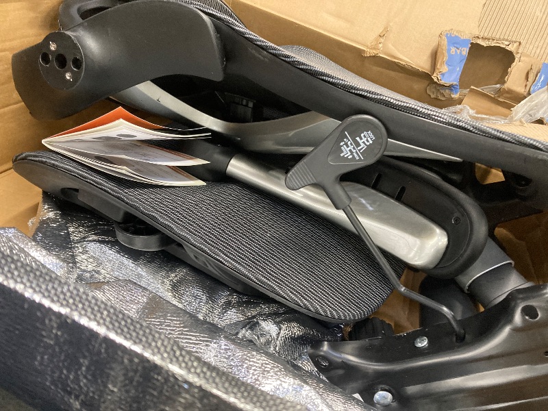 Photo 1 of *Scratches* Elabest Ergonomic office chair