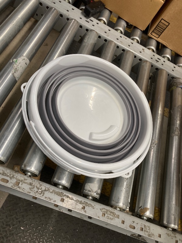 Photo 1 of *Dirty* FAKYFJ Collapsible Bucket - 2.6 Gallon (10L) Large Capacity, Essential for Camping,RV, Garden Cleaning, Car Washing, Fishing, Multi-Purpose Durable Portable Buckets, Easy Storage
