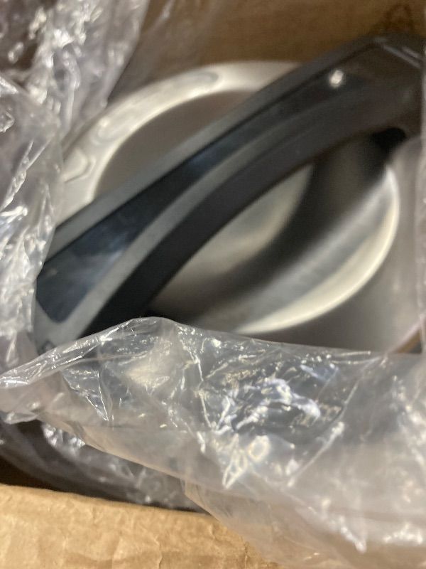 Photo 1 of ***DAMAGED- THERMOSTAT NON-FUNCTIONAL -SELLING AS PARTS ONLY*** Fast Melt 5 er Wax Melter for Candle Making, Electric Wax Melting Pot with Easy Pour Spout & 30-110C Temp Control, Easy Clean for Home Candle Business Starter (Heat Gun + Gloves + Measuring C